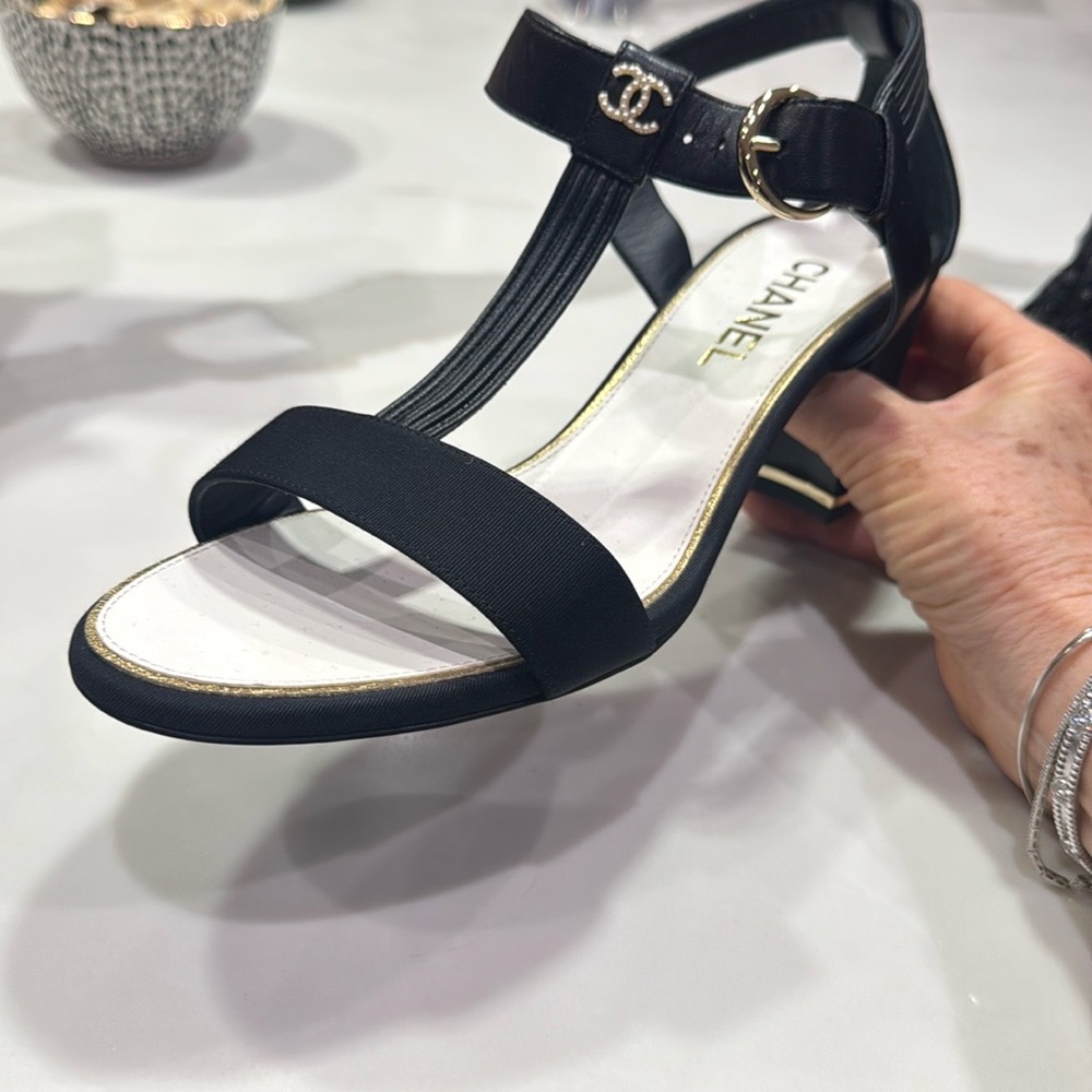CHANEL Black Strappy Sandals with Ankle Strap